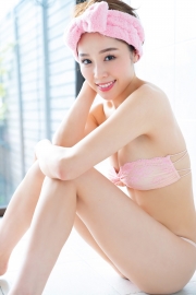 Yasuna Ishida Swimsuit Gravure Natural Beauty Yasuna Ishidas 1st Image DVD004