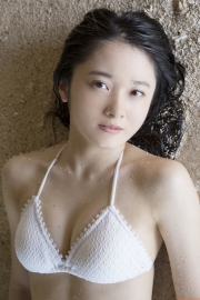 Chisaki Morito Gravure Swimsuit ImagesThe moment whenshe goes from 16 to 17 years old Morning Musume035