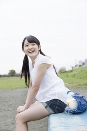 Chisaki Morito Gravure Swimsuit ImagesThe moment whenshe goes from 16 to 17 years old Morning Musume042
