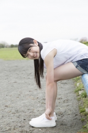 Chisaki Morito Gravure Swimsuit ImagesThe moment whenshe goes from 16 to 17 years old Morning Musume080
