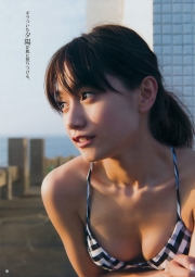 A halfbeautiful girl who is very active as a mogul idolAyana Takeda gravure swimsuit image006