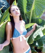 Yukina Kinoshitas bikini shot in a tropical countrywith a great sense of freedom003