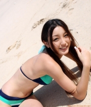 Yukina Kinoshitas bikini shot in a tropical countrywith a great sense of freedom057