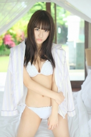 Rina Asakawa Swimsuit ImagesActive in both gravure and acting046