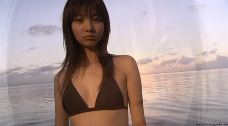 Yua Shinkawa Black Bikini26