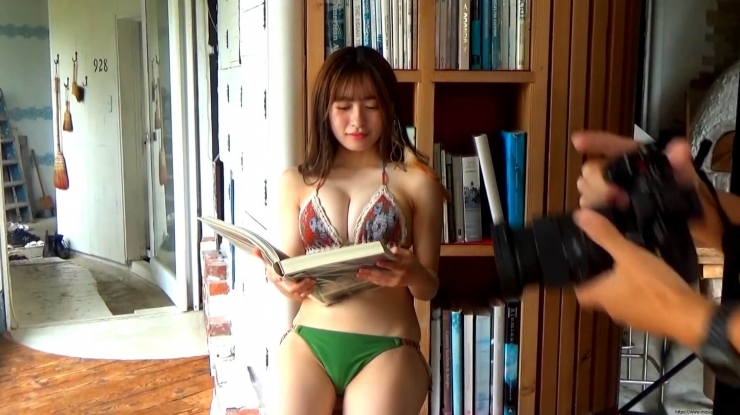 Nagisa Hayakawa, swimsuit gravure in the great outdoors43