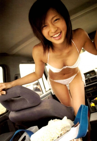 Misako Yasuda Swimsuit Gravure e06