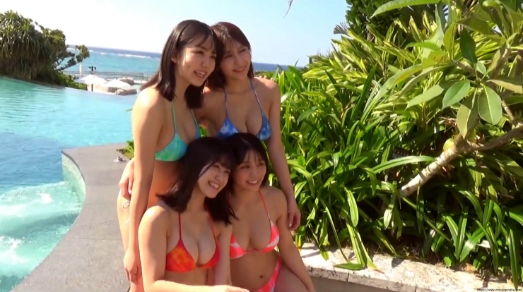 Miss Young Magazine Paradise Swimsuit Gravure35