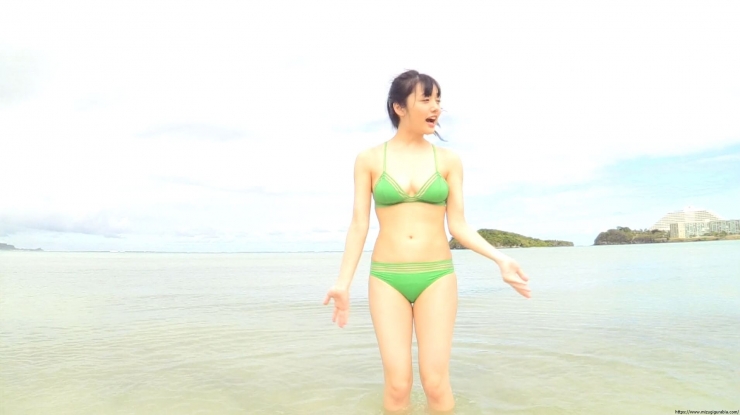 Sakakura Ando Beach Green Bikini104