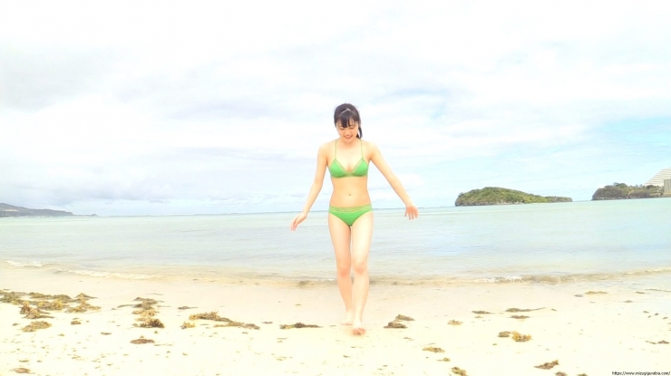 Sakakura Ando Beach Green Bikini109