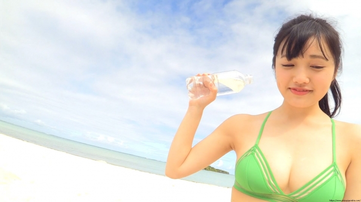Sakakura Ando Beach Green Bikini169