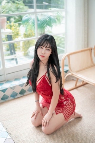 Red negligee Korean beauty14