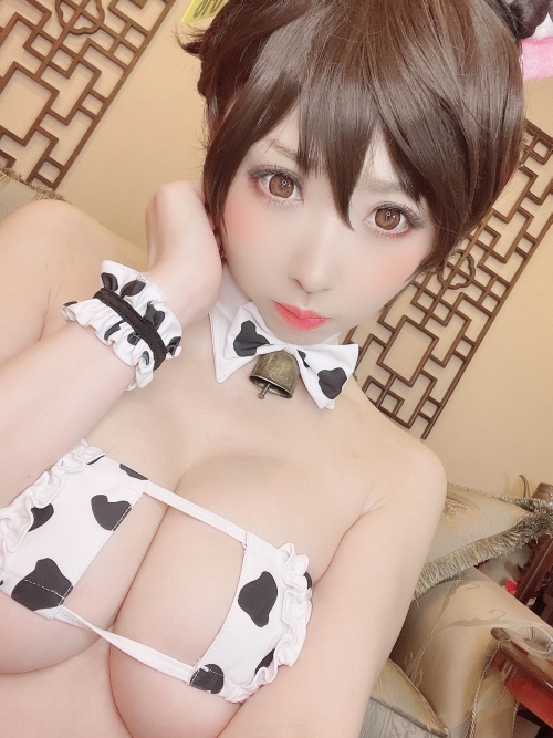 牛柄ビキニ・Milk-Girl Cosplay 31