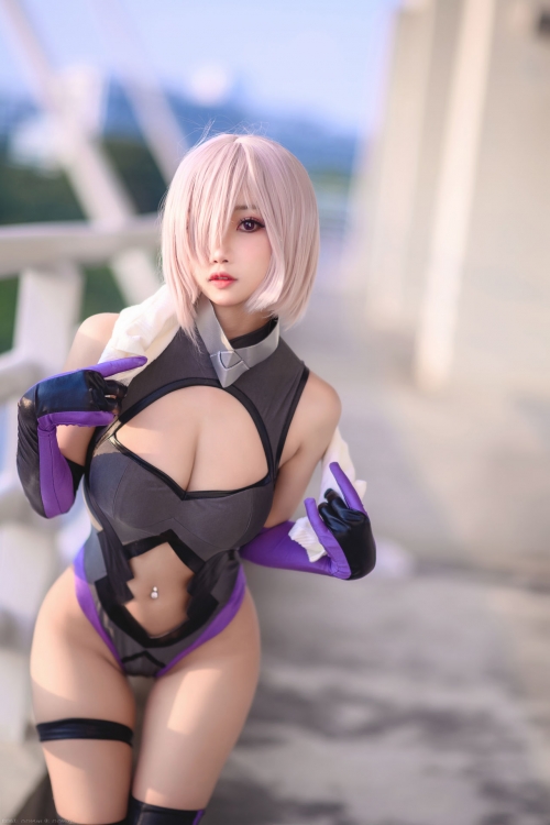 過激露出コスプレイヤー 46