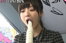 めざまし工藤美桜(18)が巨大なソフトクリームを舐める