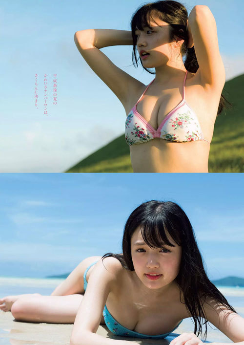 安藤咲桜オタク巨乳美少女のおっぱいの谷間50