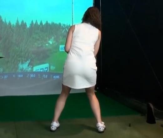 稲村亜美　ゴルフをエロくする人キャプ・エロ画像５