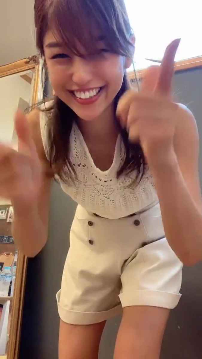 岡副麻希